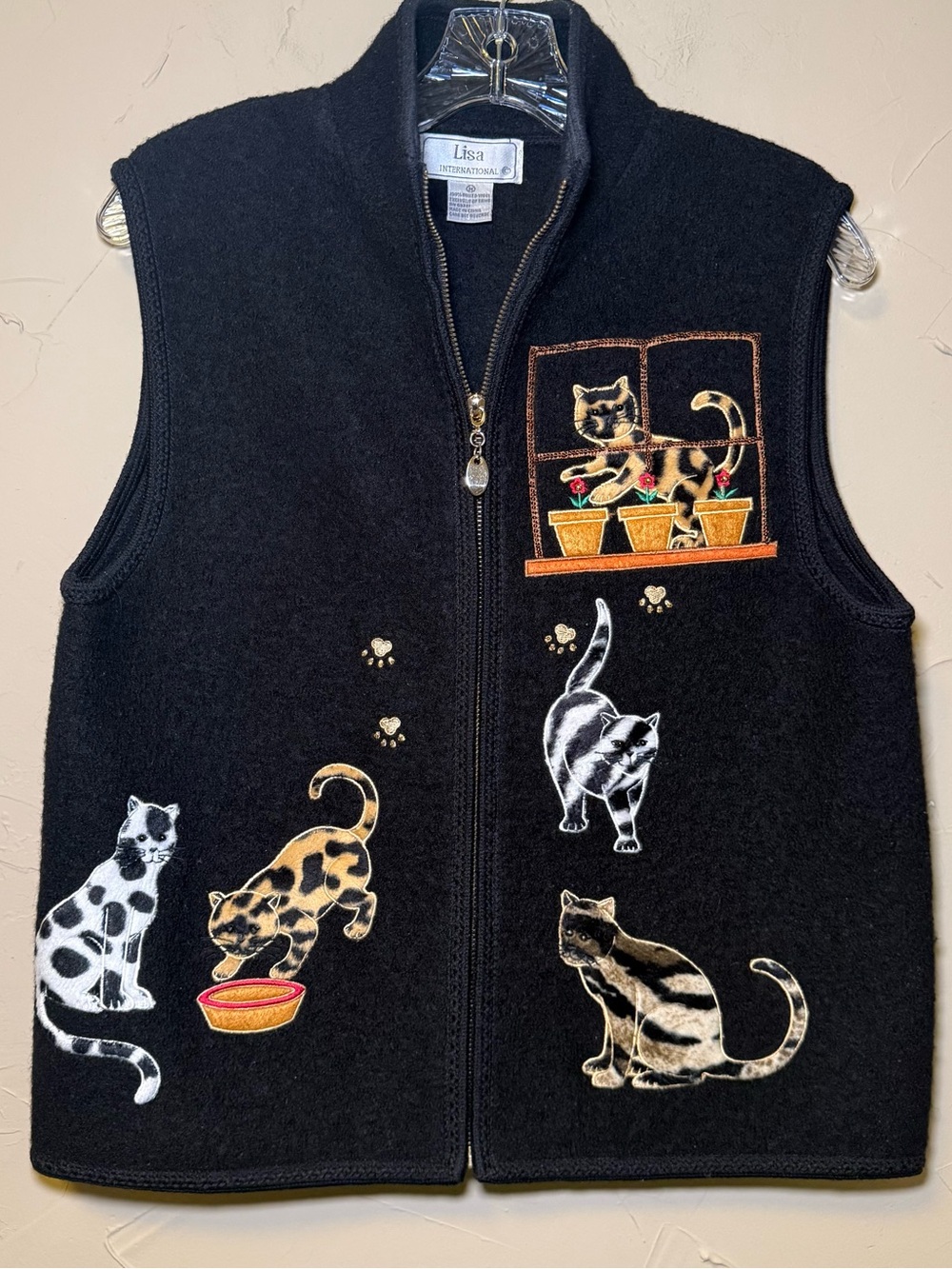 VTG Lisa International Black Boiled Wool Cat Vest Medium Whimsical Grandmacore